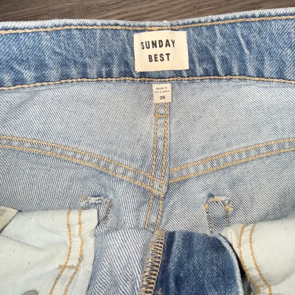 Sunday Best Light Wash Denim Jeans Women's Size 26 Straight Leg - Picture 3 of 8